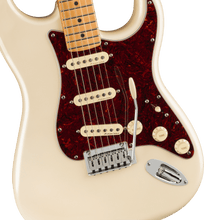 Cargar imagen en el visor de la galería, GUITARRA PLAYER PLUS STRATOCASTER OLYMPIC PEARL