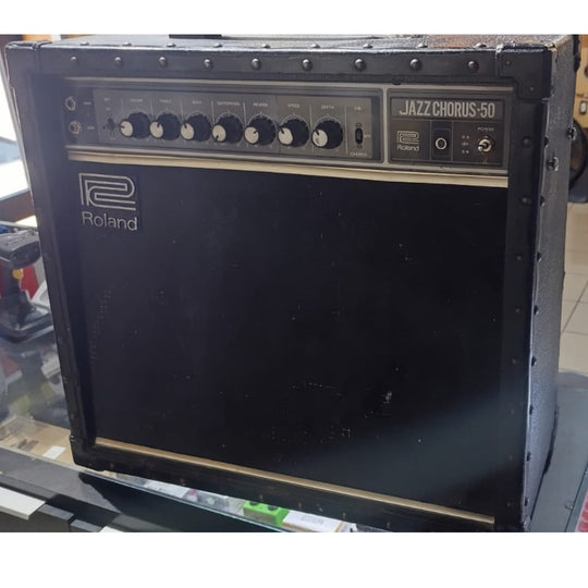AMPLIFICADOR PARA GUITARRA ROLAND JAZZ CHORUS  50 (USADO)