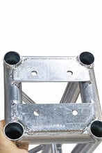 Cargar imagen en el visor de la galería, ESTRUCTURA TRUSS DE 2 METROS 20 CM X 20CM CON PLACA DE MONTAJE
