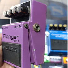 Cargar imagen en el visor de la galería, PEDAL BOSS FLANGER BF-2 (USADO)
